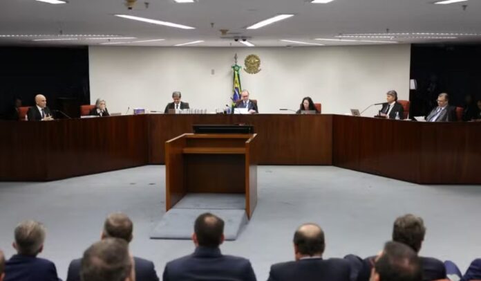 stf-mantem-previsao-de-julgamento-de-bolsonaro-em-setembro-mesmo-apos-prisao-domiciliar