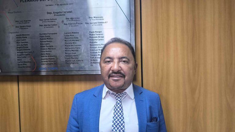 roberto-carlos-explica-imbroglio-sobre-candidatura-para-as-eleicoes-de-2026-e-nao-descarta-reeleicao