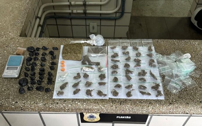 suspeito-de-trafico-de-drogas-e-preso-com-maconha,-cocaina-e-ecstasy-em-teixeira-de-freitas