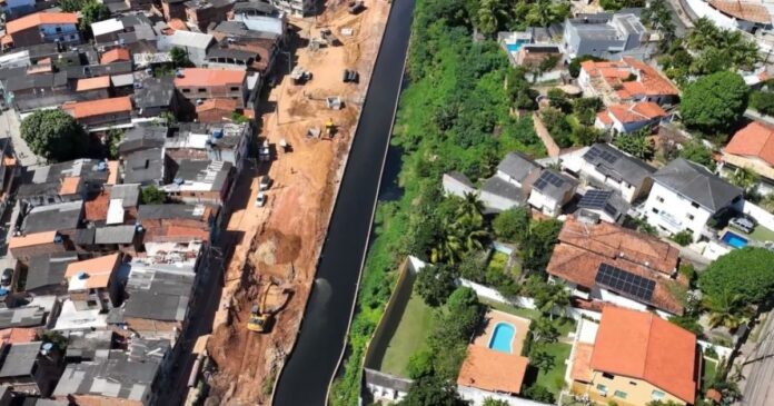 obras-da-conder-no-canal-mangabeira-chegam-a-65%-de-execucao-e-reduzem-alagamentos-no-bairro-da-paz