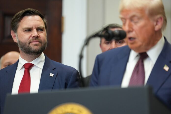 trump-sugere-que-jd-vance-pode-ser-o-candidato-republicano-a-presidencia-dos-eua-em-2028