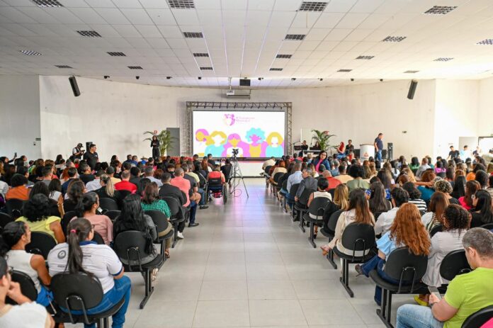 teixeira-de-freitas-realiza-1o-congresso-municipal-das-mulheres-com-foco-em-mais-democracia,-igualdade-e-conquistas