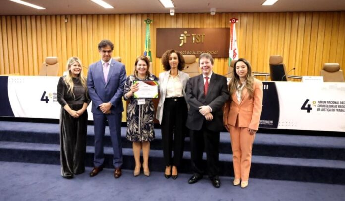 trt-ba-participa-do-4o-forum-nacional-das-corregedorias-com-foco-em-inovacao-e-integracao