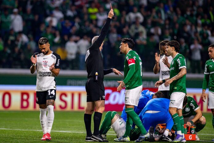 anibal-moreno-pede-desculpas-apos-expulsao-em-derby-na-copa-do-brasil