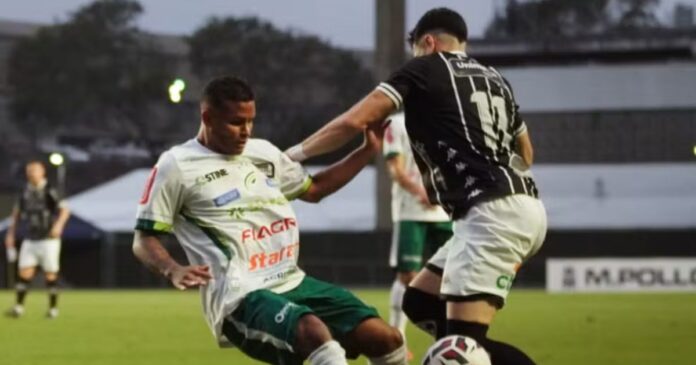 video:-confusao-generalizada-paralisa-partida-da-serie-d-entre-rio-branco-e-luverdense-por-20-minutos