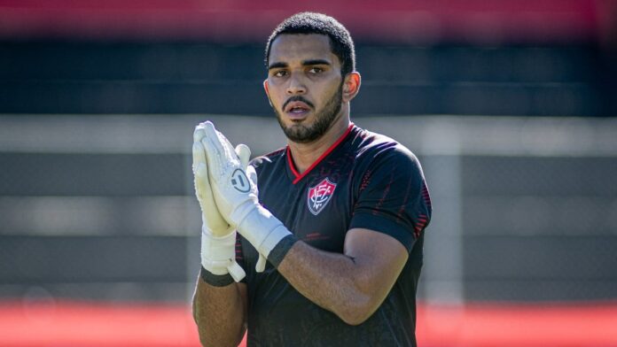 lucas-arcanjo-assume-jogo-ruim-apos-derrota-do-vitoria
