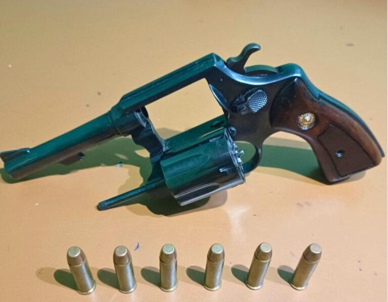 pm-apreendem-revolver-e-municoes-durante-patrulha-em-riachao-das-neves