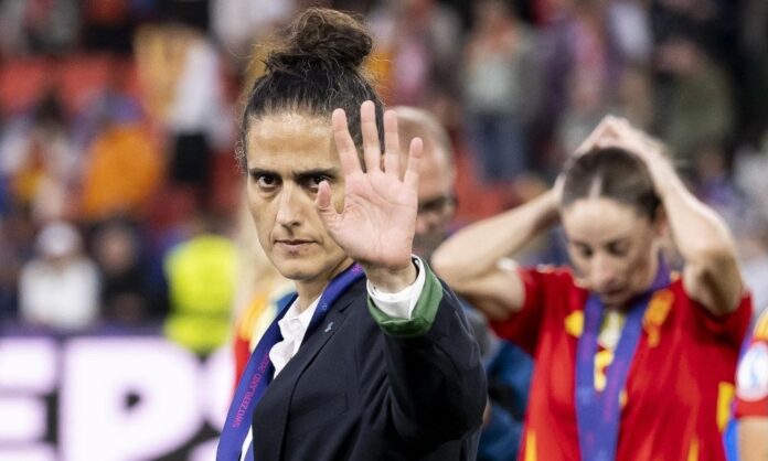 tecnica-da-selecao-feminina-da-espanha-e-demitida-apos-perder-o-titulo-da-eurocopa-para-inglaterra