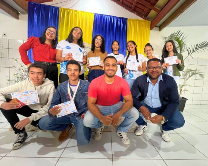 estudante-da-rede-municipal-conquista-medalha-de-ouro-e-de-prata-nas-olimpiadas-de-matematica