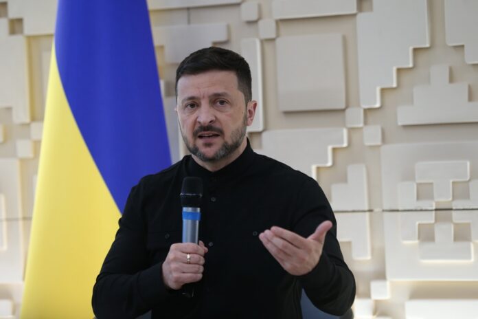 zelensky-descarta-qualquer-retirada-das-forcas-ucranianas-na-regiao-de-donbass