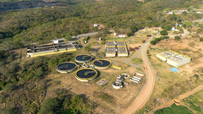 bahia-noticias-promove-evento-“do-basico-do-saneamento-para-a-universalizacao”-em-parceria-com-a-embasa