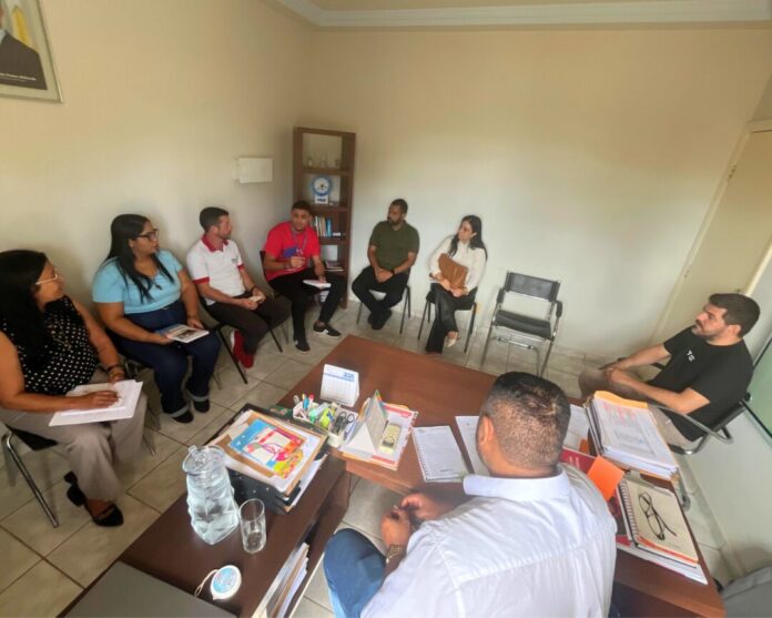 secretaria-de-educacao-recebe-nte-07-em-dialogo-sobre-a-busca-ativa-escolar