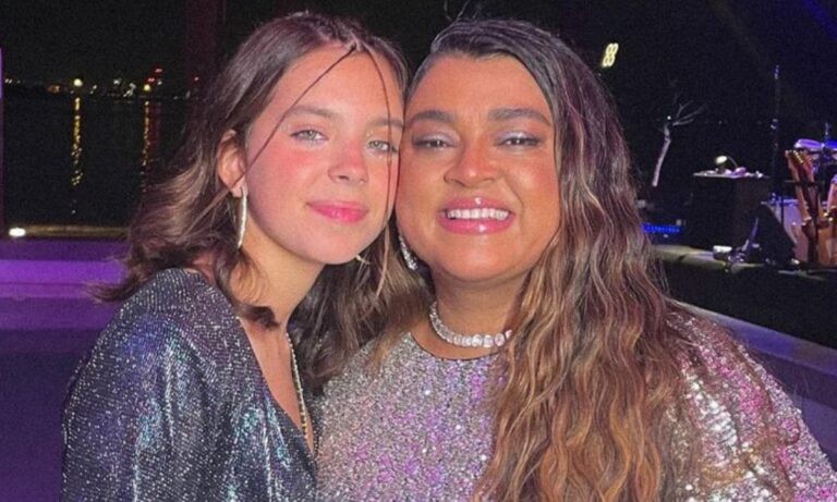 sobrinha-de-preta-gil-faz-tributo-a-cantora-em-show;-assista