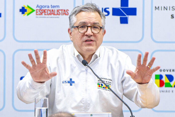 eua-cancelam-vistos-da-mulher-e-da-filha-do-ministro-alexandre-padilha