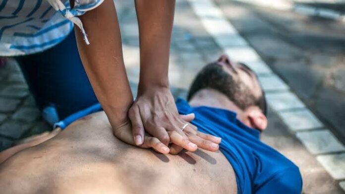 vitoria-e-sociedade-de-cardiologia-lancam-campanha-no-barradao-para-prevenir-mortes-subitas