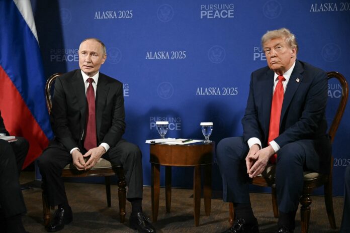 trump-e-putin-encerram-reuniao-no-alasca-sobre-guerra-da-ucrania-sem-acordo