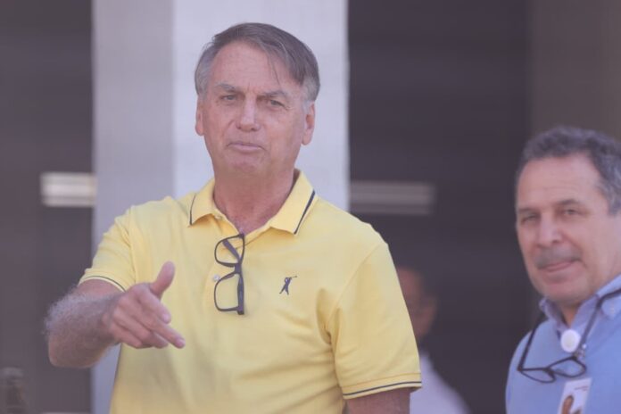 jair-bolsonaro-deixa-solar-de-brasilia-rumo-a-hospital-para-exames