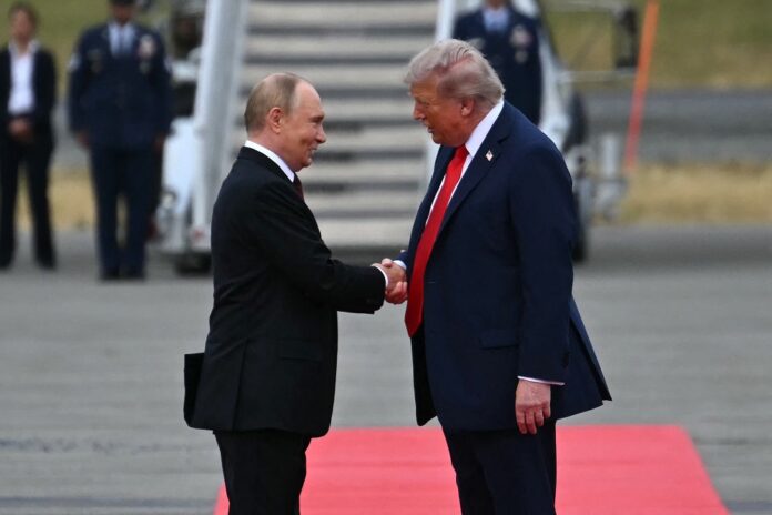 trump-e-putin-se-encontram-no-alasca-para-cupula-que-pode-ser-decisiva-para-o-futuro-da-ucrania