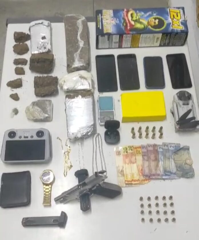trio-suspeito-de-trafico-em-jaguaquara-e-jequie-e-preso-pela-pm