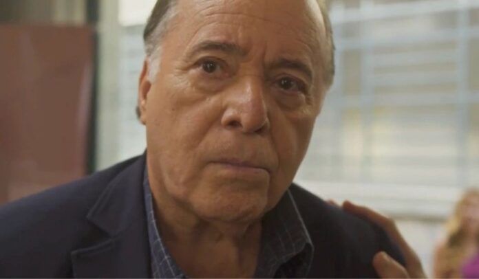 ‘dona-de-mim’:-abel-reaparece-e-revela-segredo-comprometedor