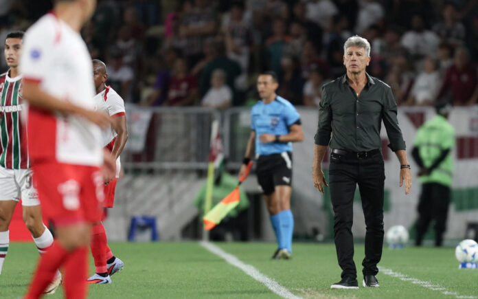 renato-e-comparado-com-jogador-do-fluminense-e-responde:-‘mandar-o-dvd’