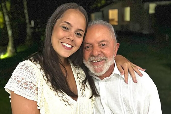 bia-lula-diz-que-avo-a-parabenizou-por-videos-contra-trump-e-tarcisio