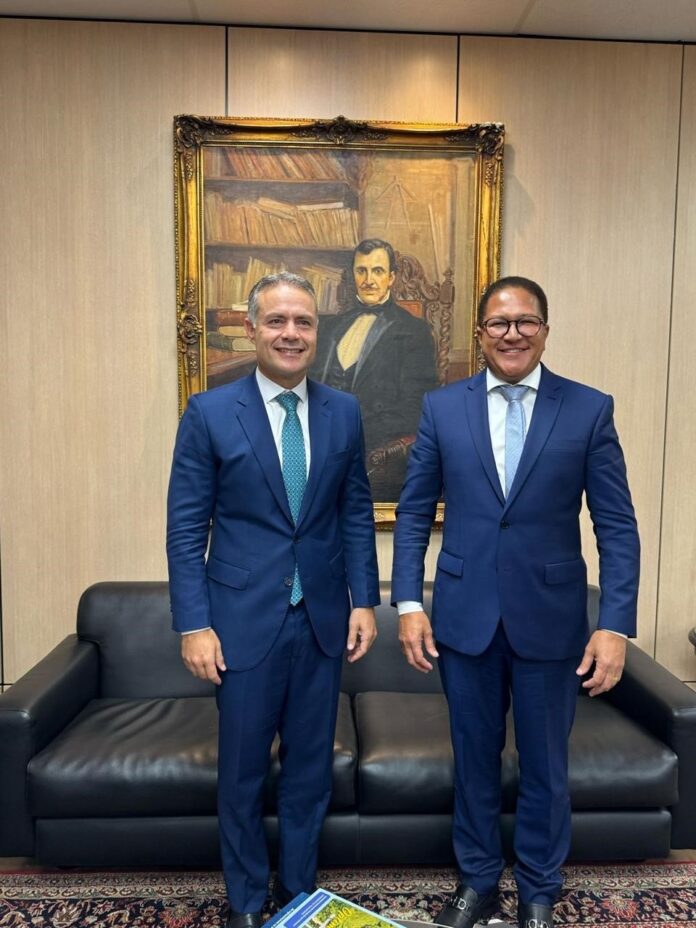 prefeito-de-itabuna-se-encontra-com-ministro-que-acena-para-avanco-de-duplicacao-da-br-415