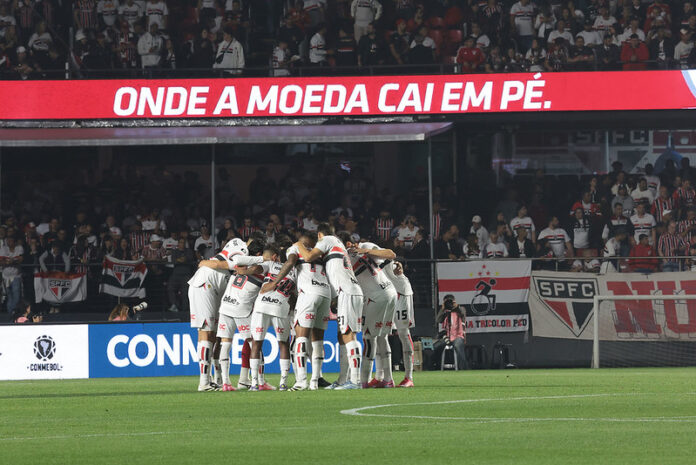 sao-paulo-bate-meta-e-garante-r$-9,3-milhoes-com-vaga-nas-quartas-da-libertadores