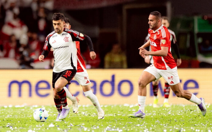 arrascaeta-enaltece-classificacao-do-flamengo-na-libertadores