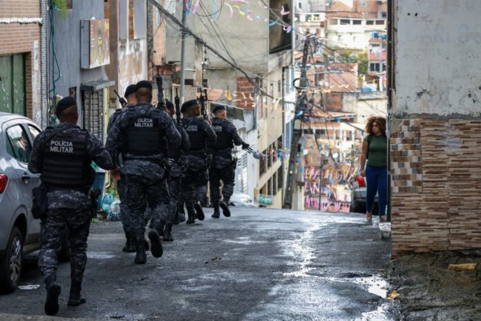 pm-ba-realiza-operacao-forca-total-em-todo-o-estado-e-intensifica-acoes-com-a-dominus-areae-na-rms