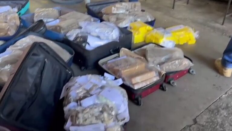 policia-incinera-225-quilos-de-drogas-em-vitoria-da-conquista