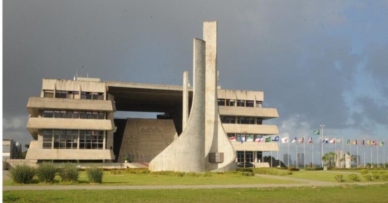 deputados-da-bahia-destinaram-mais-de-r$-1-bilhao-em-emendas-parlamentares-desde-2023
