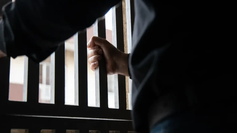 ira-usa-tv-estatal-para-transmitir-confissoes-forcadas-de-cristaos-por-falsos-crimes