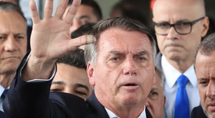 defesa-de-bolsonaro-tem-ate-20h34-para-explicar-“plano-de-fuga”-a-moraes