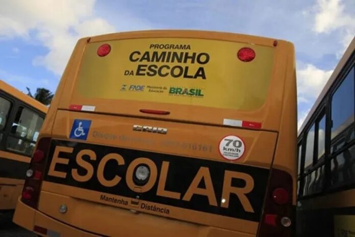 crianca-de-2-anos-passa-mais-de-sete-horas-esquecida-em-van-escolar-em-palmas-de-monte-alto