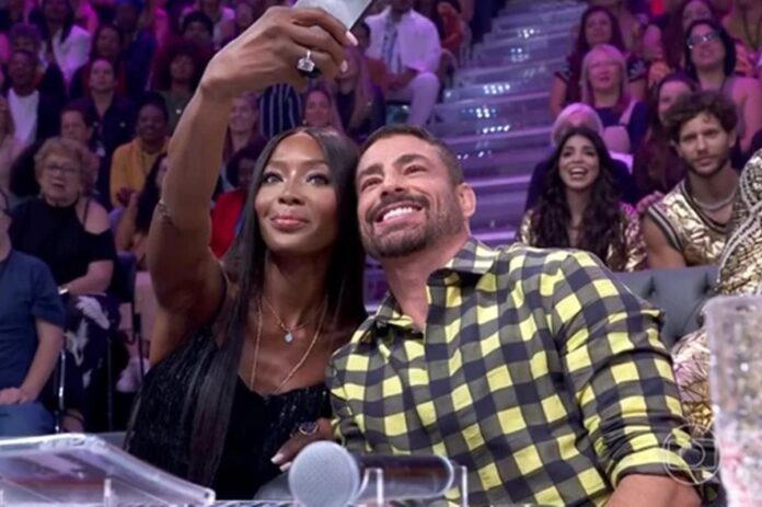 naomi-campbell-surpreende-ao-revelar-passado-com-caua-reymond