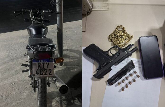 casal-e-preso-com-pistola-e-moto-adulterada-apos-perseguicao-policial-em-teixeira-de-freitas
