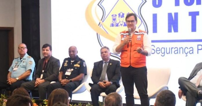 diretor-da-codesal-e-reeleito-para-presidencia-do-fndc-durante-3o-forum-nacional-integrado-em-recife