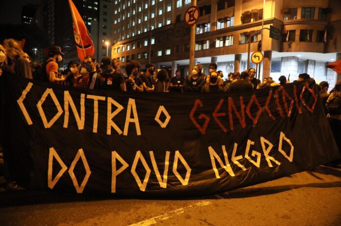 fiocruz:-73%-dos-jovens-vitimas-de-mortes-violentas-no-pais-sao-negros