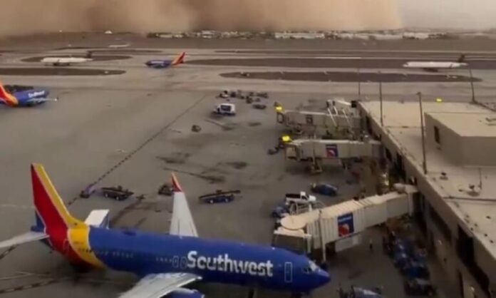 tempestade-de-areia-nos-eua-‘engole-aeroporto’,-faz-voos-serem-suspensos-e-deixa-moradores-sem-energia