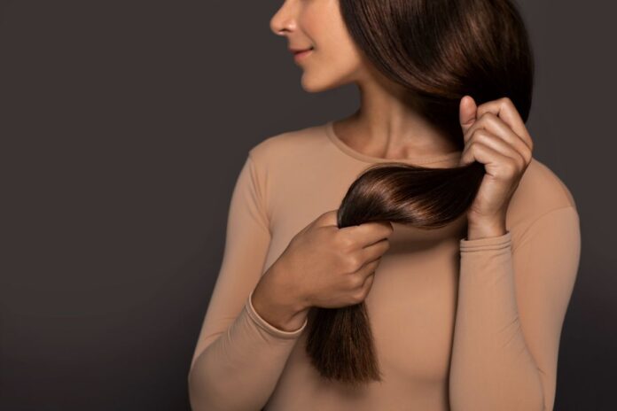 3-mascaras-que-deixam-o-cabelo-sedoso-e-com-brilho-de-salao