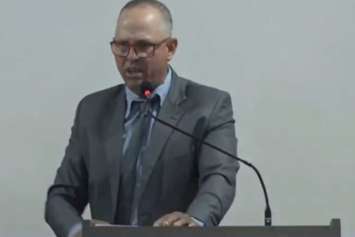 mt:-vereador-chama-prefeita-de-“cachorra-viciada”.-video