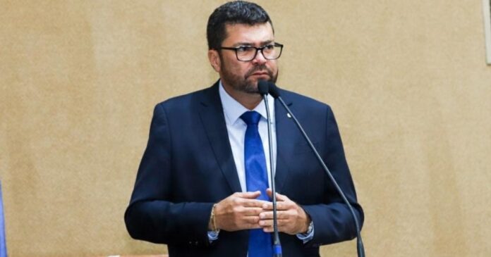 marcinho-oliveira-repudia-pl-de-restricao-de-migracao-de-nordestinos-proposta-por-vereador-do-uniao-brasil-de-sc