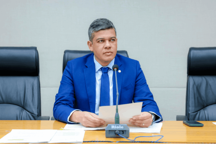 pedido-de-suspensao-de-donizet-sera-discutido-na-segunda-feira-(1o/9)