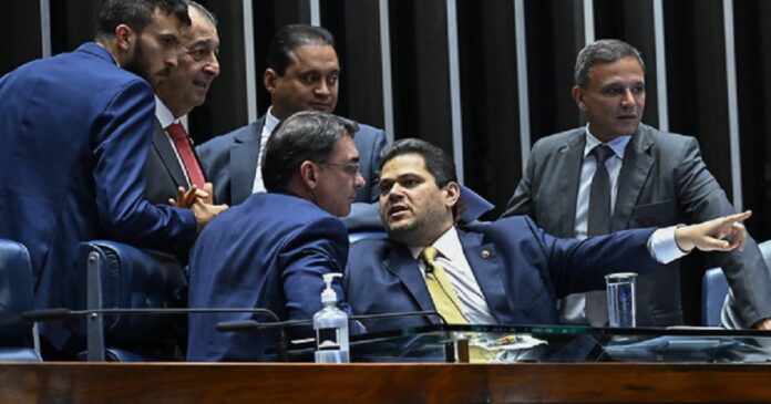 senado-aprova-projeto-contra-adultizacao-e-sexualizacao-de-criancas-e-adolescentes-nas-redes-sociais