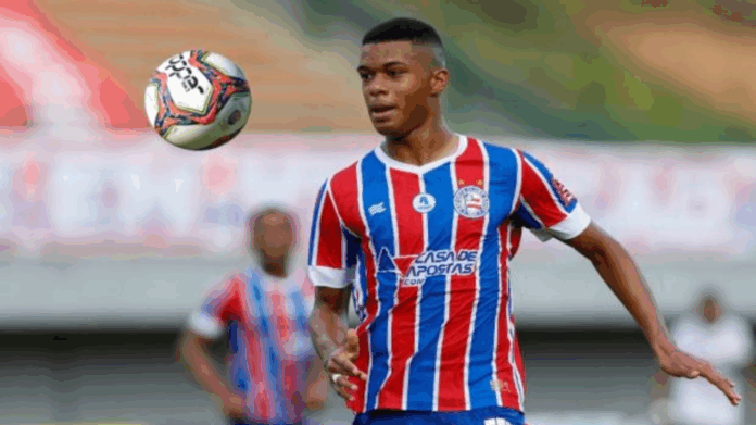 sao-paulo-tenta-emprestimo-com-ex-bahia-para-suprir-meio-campo