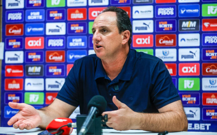 ceni-explica-jogador-do-bahia-indo-para-vestiario-contra-o-fluminense-na-copa-do-brasil