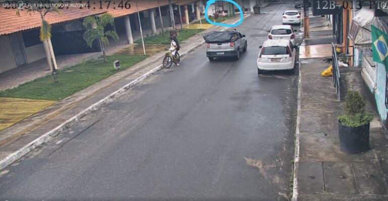 utilizando-cameras-da-ssp,-cabo-da-pm-localiza-crianca-que-estava-perdida-em-camacari