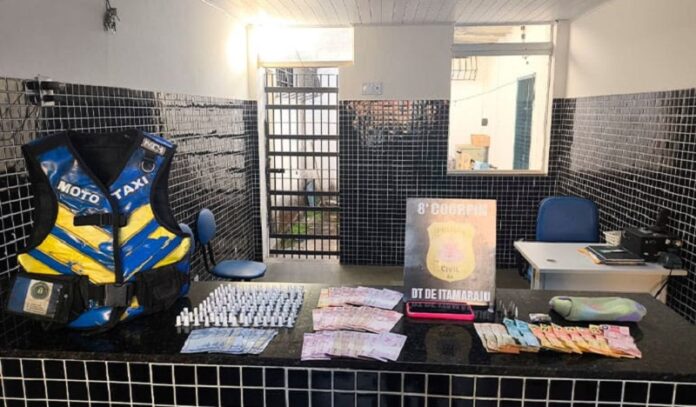 policia-civil-prende-suposto-mototaxista-e-desarticula-celula-do-trafico-de-drogas-liderada-de-dentro-de-presidio-em-teixeira-de-freitas