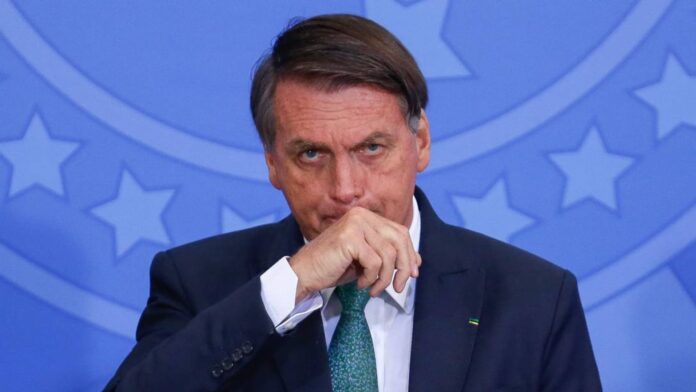 bolsonaro-pode-pular-muro?-pf-entra-em-alerta-maximo-e-teme-fuga